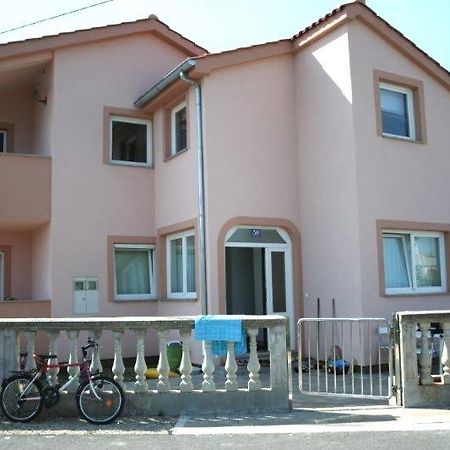 App Dzafic Apartment Vrh  Ngoại thất bức ảnh