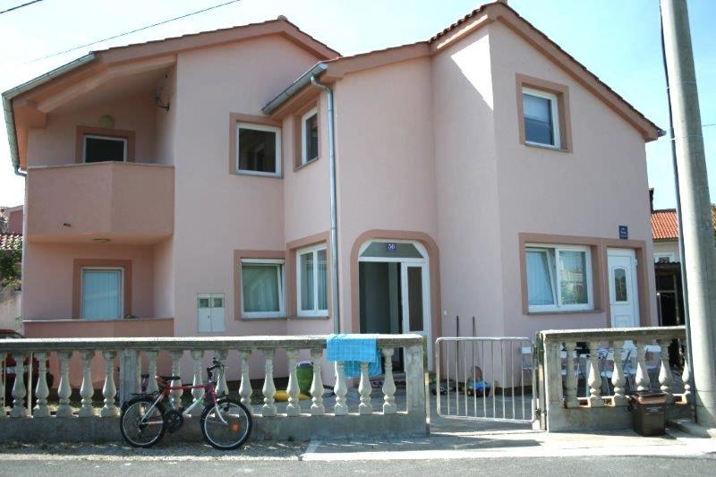 App Dzafic Apartment Vrh  Ngoại thất bức ảnh