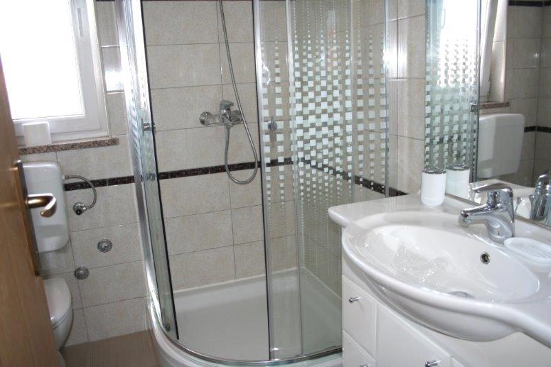 App Dzafic Apartment Vrh  Ngoại thất bức ảnh